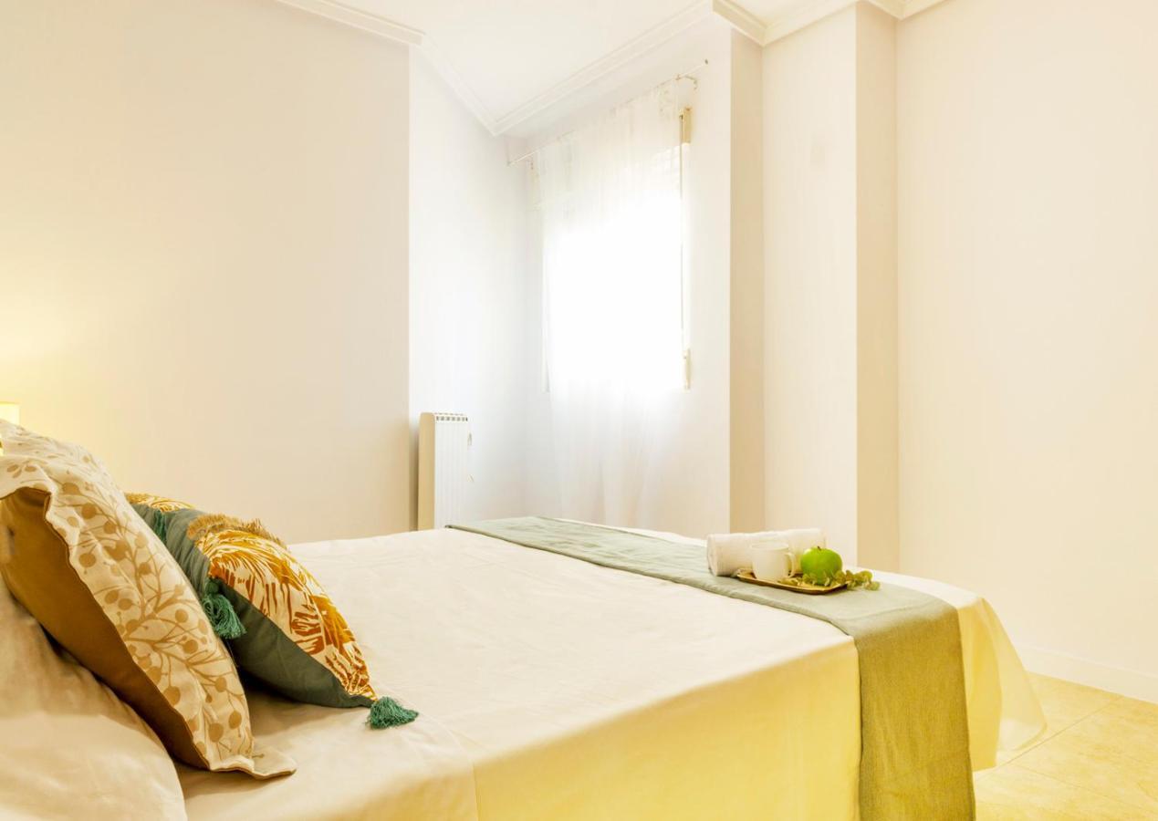 Apartamento Pink Maritimo Торевиеха Екстериор снимка