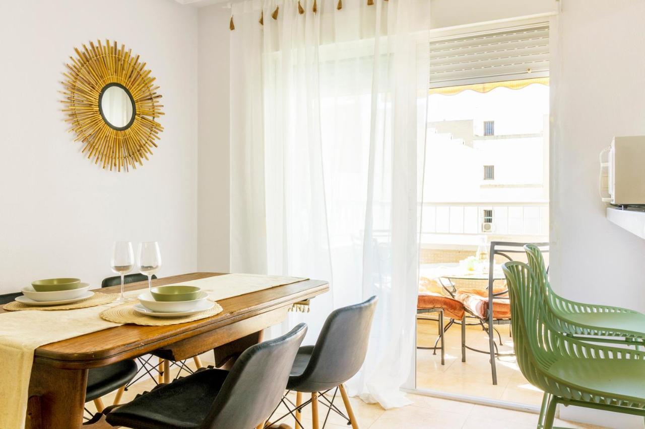 Apartamento Pink Maritimo Торевиеха Екстериор снимка