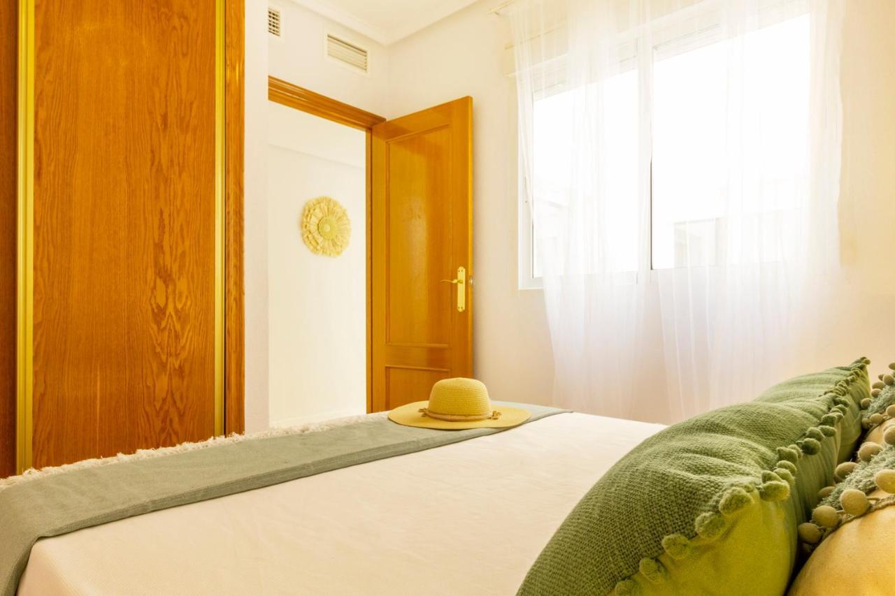 Apartamento Pink Maritimo Торевиеха Екстериор снимка