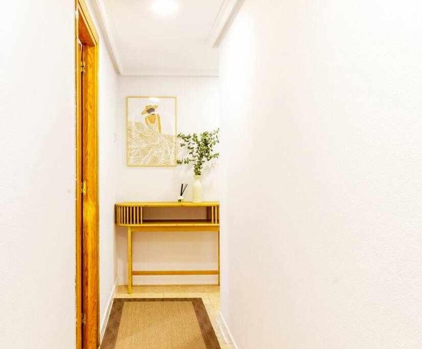 Apartamento Pink Maritimo Торевиеха Екстериор снимка
