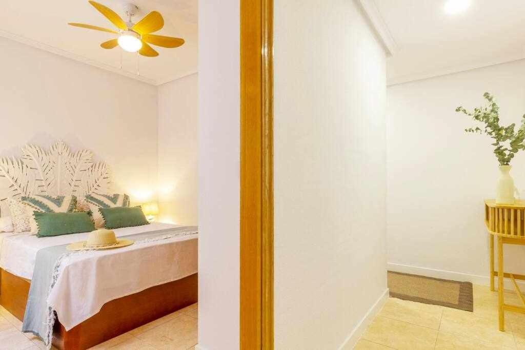 Apartamento Pink Maritimo Торевиеха Екстериор снимка